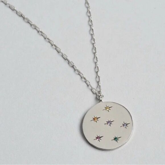 Tai Jewelry - Medallion Pendant Necklace with Rainbow Stones - New!! - Picture 1 of 3